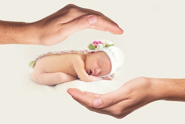 3. Bezpečnost a ochrana: Nezbytné vybavení pro ochranu novorozence před slunečním zářením