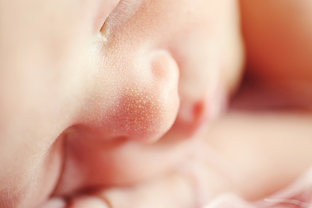 3. Osvědčené způsoby uspávání a podpora spánkového režimu u novorozené dívky