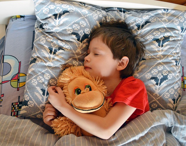 Optimalizace prostředí pro dětský spánek v noci