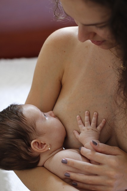 8. Možnosti ⁣konzultace s odborníky ⁤na kojení: ​Kdy a jak ⁣vyhledat pomoc?